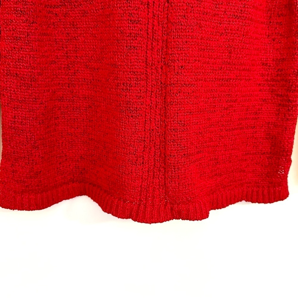 Chico’s Red V-Neck Petite Split Hem Sweater Size 1 Small or 8/10 - Picture 2 of 10
